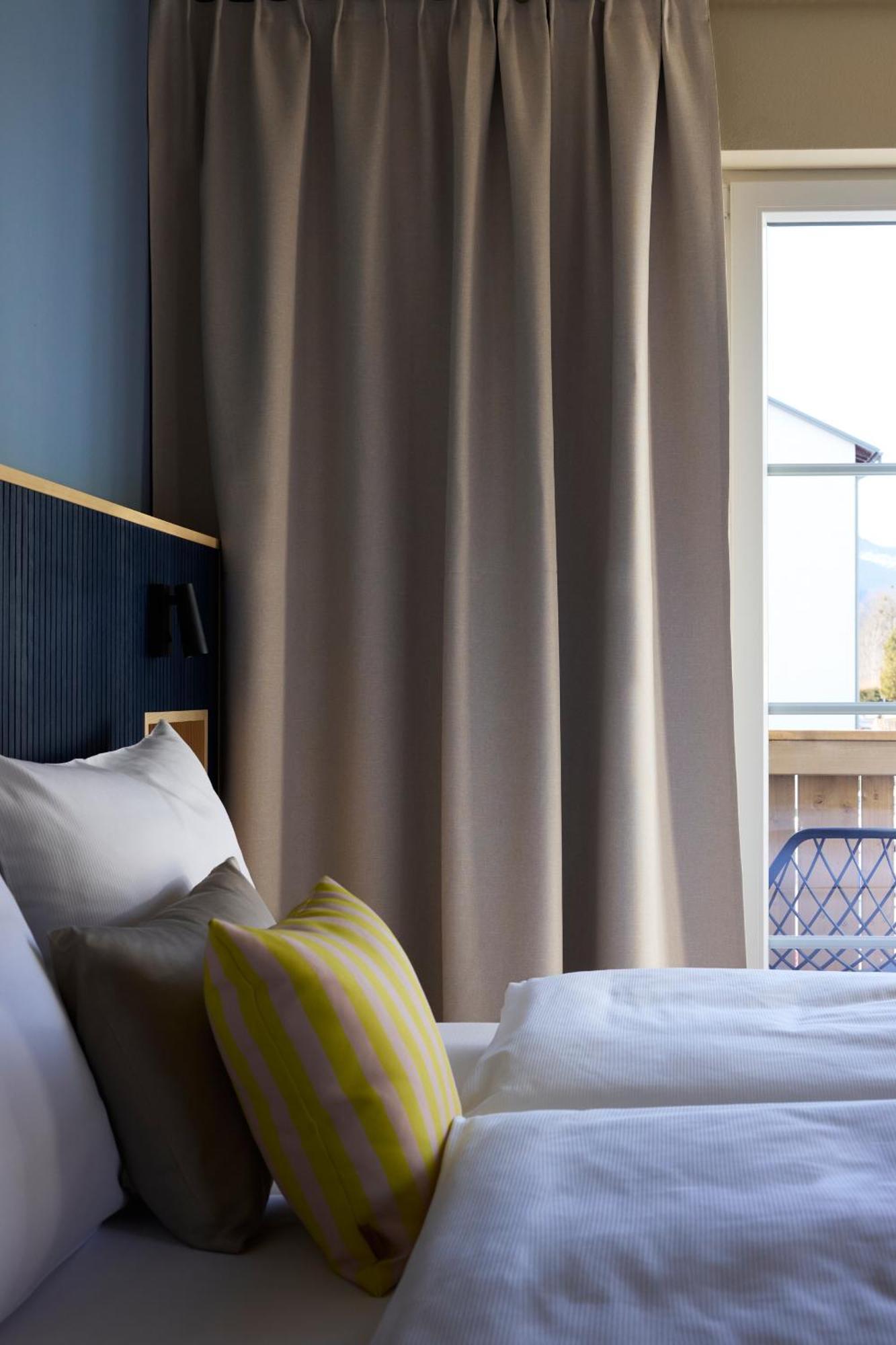 Hotel Und - Smart Alpine Stay ชลัดมิง ภายนอก รูปภาพ